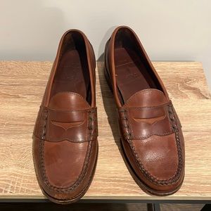 Men’s Ralph Lauren polo loafers. Size 11 1/2. In good condition.